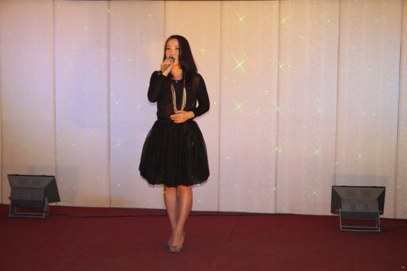 新員工聯(lián)歡晚會